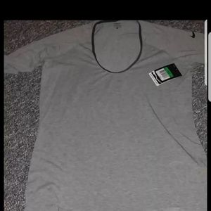 Nike tshirt